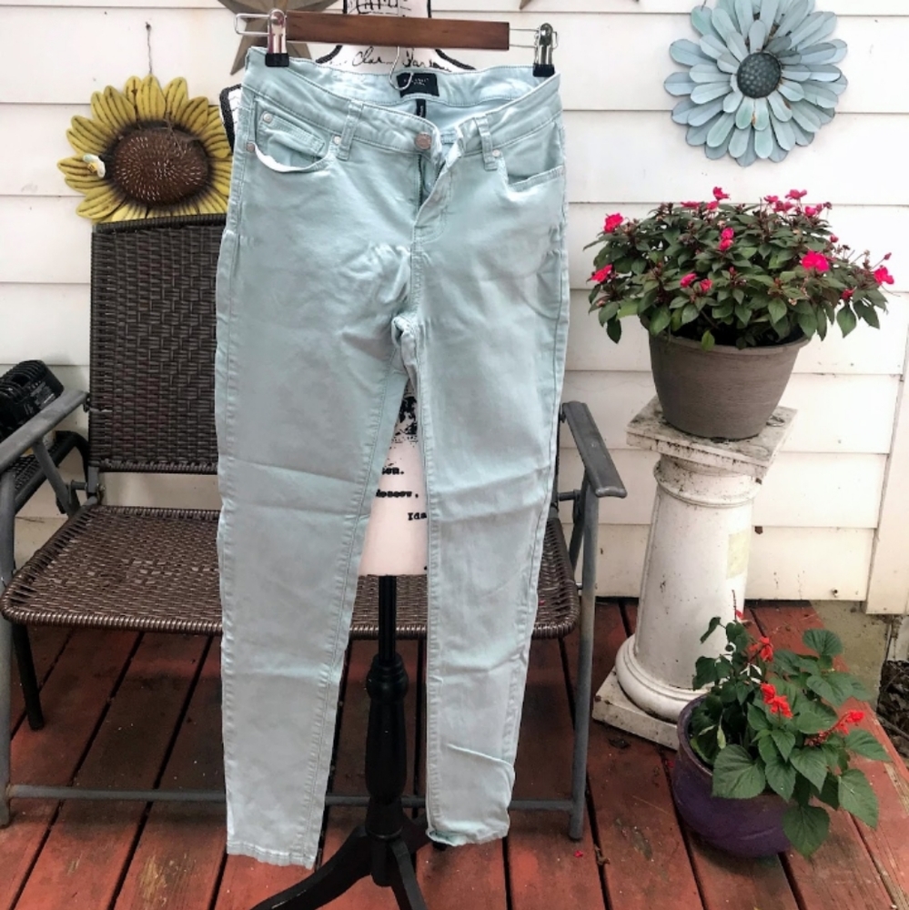 Cute pair of skinny jeans